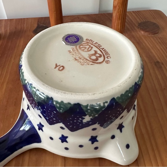 Boleslawiec Polish Pottery Gravy Sauce Bowl With Keyhole Handle - Picture 3 of 6